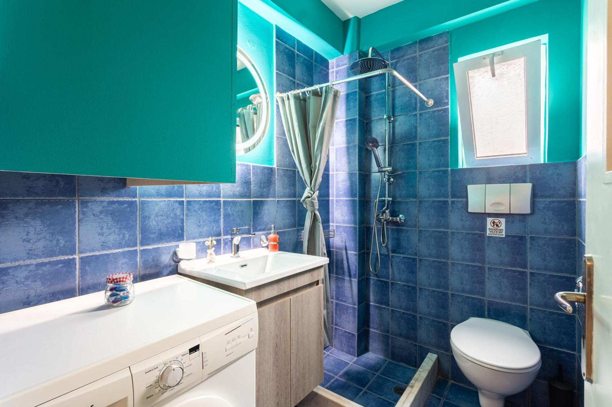 Downtown With Private Parking Holiday home