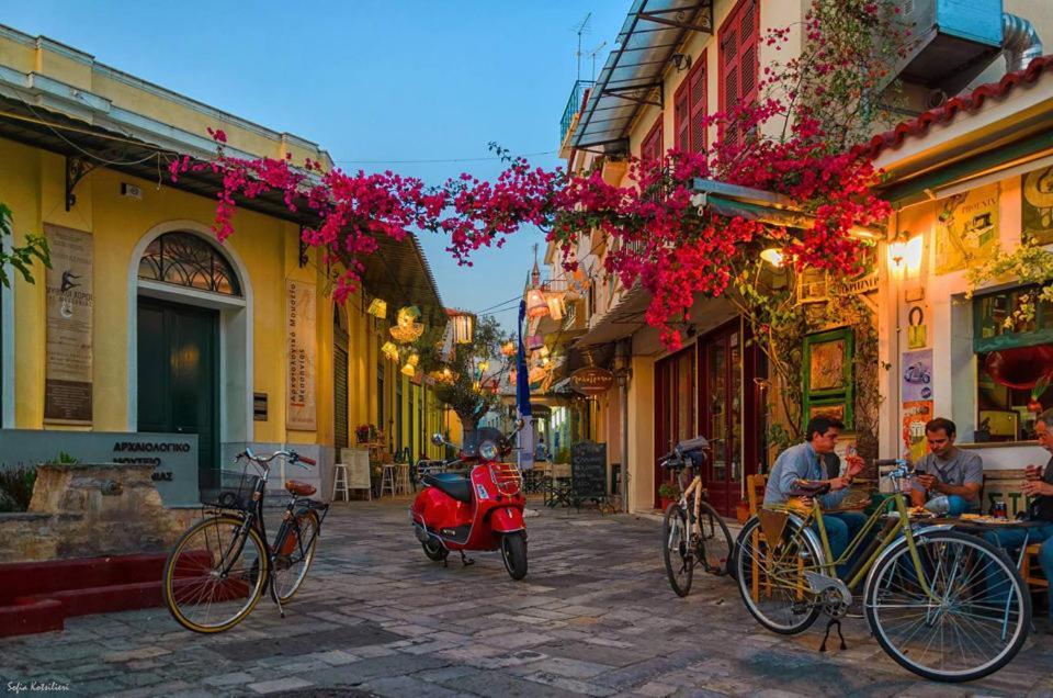 Downtown With Private Parking * Kalamata